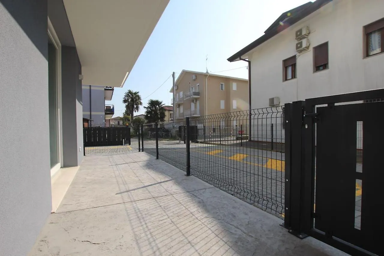 Apartment Gray Palace - Home Immobiliare Jesolo Italien